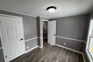 135 Cowhide Cir, Middle River, MD 21220 - Photo 10