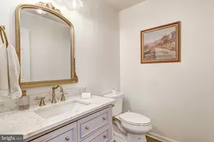 64 River Oaks Cir, Baltimore, MD 21208 - Photo 18