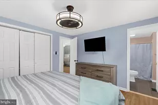 7 Honey Locust Ct, Essex, MD 21221 - Photo 22