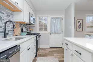 136 Dumbarton Rd, Baltimore, MD 21212 - Photo 12