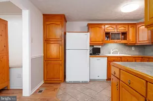 38 Towns Ct, Baltimore, MD 21237 - Photo 8