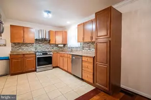 1215 Elm Ridge Ave, Baltimore, MD 21229 - Photo 12