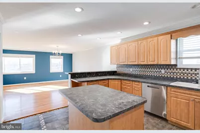 7815 Fairgreen Road, Baltimore, MD 21222 - Photo 12