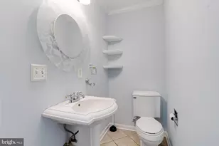 7815 Fairgreen Rd, Baltimore, MD 21222 - Photo 14