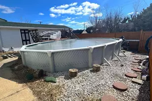 310 Pinewood Rd, Baltimore, MD 21222 - Photo 6