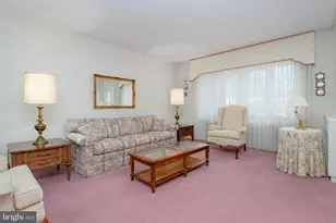 1324 Chapel Hill Dr, Baltimore, MD 21237 - Photo 4