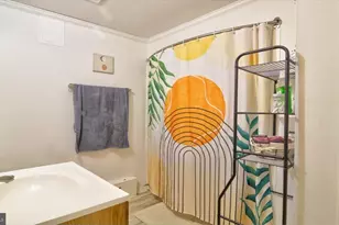 238 Elizabeth Ave, Baltimore, MD 21227 - Photo 26