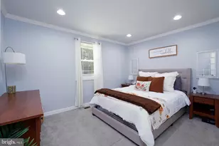 319 Sassafras Rd, Baltimore, MD 21221 - Photo 16