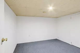 2812 Florida Ave, Baltimore, MD 21227 - Photo 24