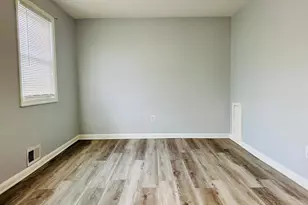 8134 Mid Haven Rd, Dundalk, MD 21222 - Photo 10