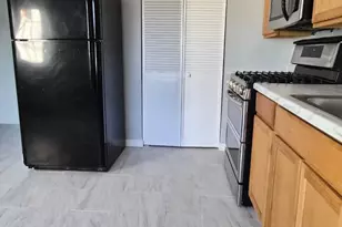 7948 Eastdale Rd, Baltimore, MD 21224 - Photo 8