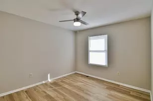 211 Green Fern Way, Halethorpe, MD 21227 - Photo 34