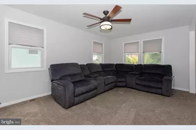 6414 Kenwood, Rosedale, MD 21237 - Photo 8