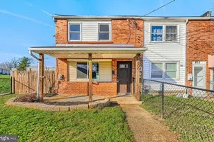 800 Seckel Ct, Baltimore, MD 21227 - Photo 2