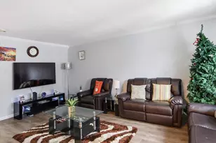 137 Gentlebrook Rd, Owings Mills, MD 21117 - Photo 4