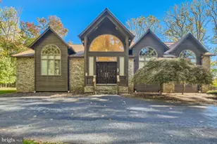 12524 Valley Pines Dr, Reisterstown, MD 21136 - Photo 2