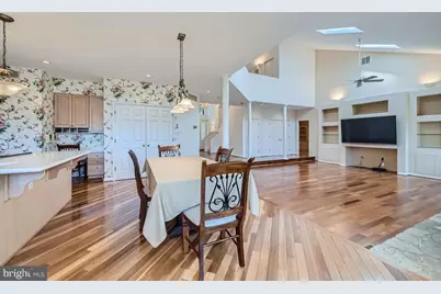 12524 Valley Pines Drive, Reisterstown, MD 21136 - Photo 8