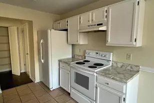 4100 Hunters Hill Cir, Randallstown, MD 21133 - Photo 10