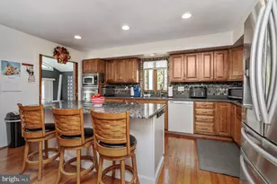 9202 Santa Rita Rd, Baltimore, MD 21236 - Photo 10