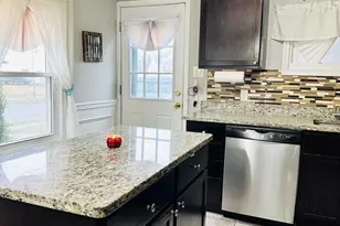 3911 Southern Cross Dr, Gwynn Oak, MD 21207 - Photo 18