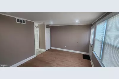 7915 Eastdale Road, Baltimore, MD 21224 - Photo 4