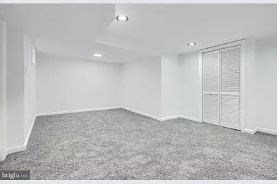 2911 Vermont Avenue, Halethorpe, MD 21227 - Photo 46