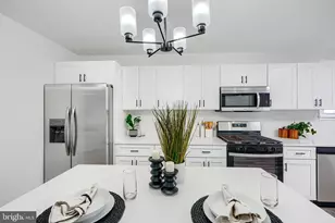 2911 Vermont Ave, Halethorpe, MD 21227 - Photo 16