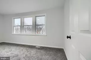 2911 Vermont Ave, Halethorpe, MD 21227 - Photo 36