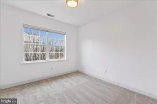 105 Meridian Ln, Towson, MD 21286 - Photo 30