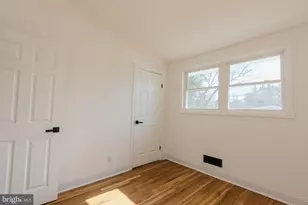 8206 Arrowhead Rd, Pikesville, MD 21208 - Photo 30