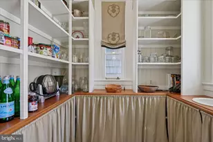 922 Rolandvue Rd, Baltimore, MD 21204 - Photo 32