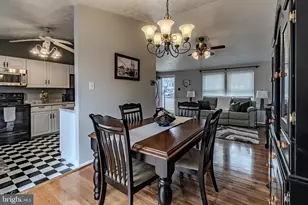 8802 Goldentree Ln, Baltimore, MD 21221 - Photo 6