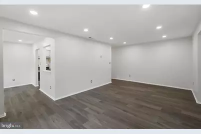 1104 Lisadale Circle #1D, Baltimore, MD 21228 - Photo 12