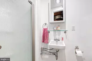 110 Regester Ave, Baltimore, MD 21212 - Photo 4