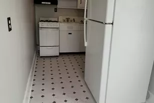 35 Elizabeth Ave, Halethorpe, MD 21227 - Photo 12