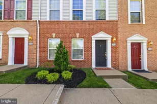 543 Ensemble Ct, Cockeysville, MD 21030 - Photo 2