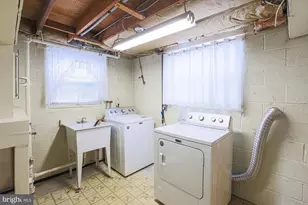 3 Veitch Ct, Baltimore, MD 21236 - Photo 30