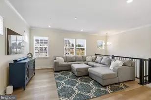 207 Birdie Ct, Pikesville, MD 21208 - Photo 10