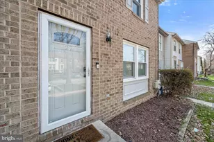 27 Alexander Ct, Owings Mills, MD 21117 - Photo 4