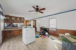 126 Roundup Rd, Baltimore, MD 21220 - Photo 10