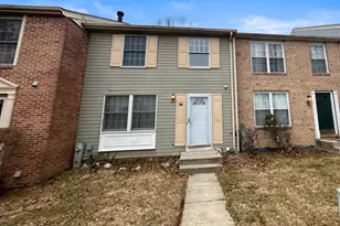 34 Hunt Cup Cir, Owings Mills, MD 21117 - Photo 2