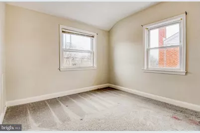 946 Middlesex Road, Essex, MD 21221 - Photo 18