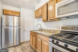 946 Middlesex Rd, Essex, MD 21221 - Photo 8