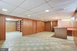 8145 Scotts Level Rd, Pikesville, MD 21208 - Photo 26