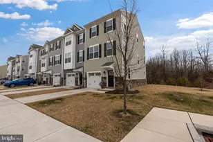 1501 Hudson View Rd, Essex, MD 21221 - Photo 2