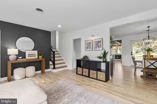 1918 Lismore Ln, Catonsville, MD 21228 - Photo 8