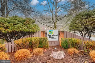 13 Suntop Ct, Baltimore, MD 21209 - Photo 2