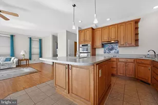 1347 S Seneca Rd, Baltimore, MD 21220 - Photo 20