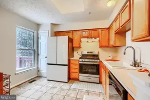 10 Bluestem Ct, Owings Mills, MD 21117 - Photo 14