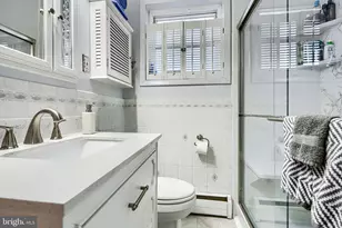 1220 Hillshire Rd, Dundalk, MD 21222 - Photo 16